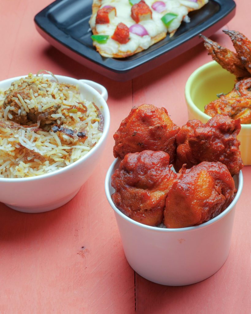 Delicious fried chicken drumsticks with crunchy coating
